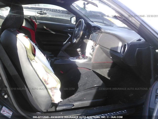 JF1ZNAA19G9702562 - 2016 TOYOTA SCION FR-S BLACK photo 5