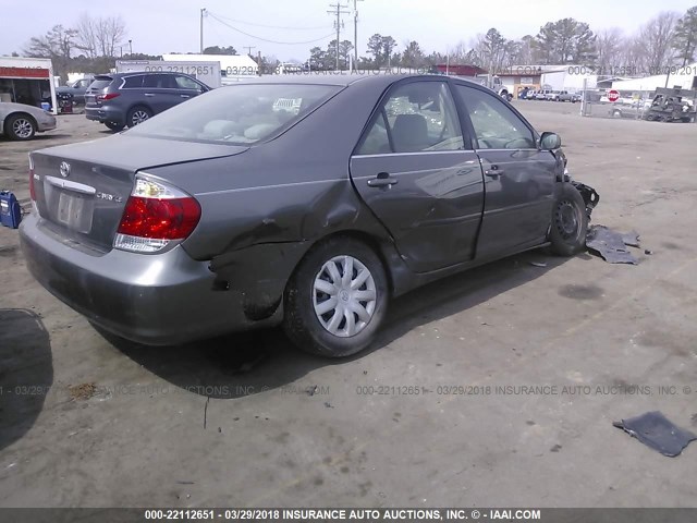 4T1BE32K05U552958 - 2005 TOYOTA CAMRY LE/XLE/SE GRAY photo 4