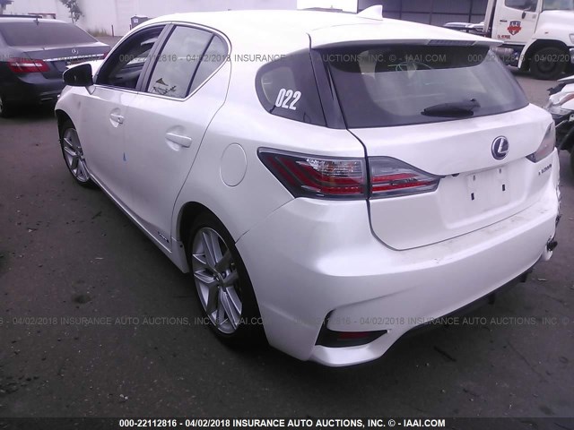 JTHKD5BH0H2289277 - 2017 LEXUS CT 200 WHITE photo 3