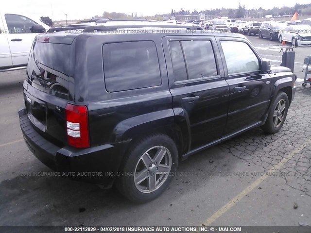 1J8FF28WX8D700196 - 2008 JEEP PATRIOT SPORT BLACK photo 4