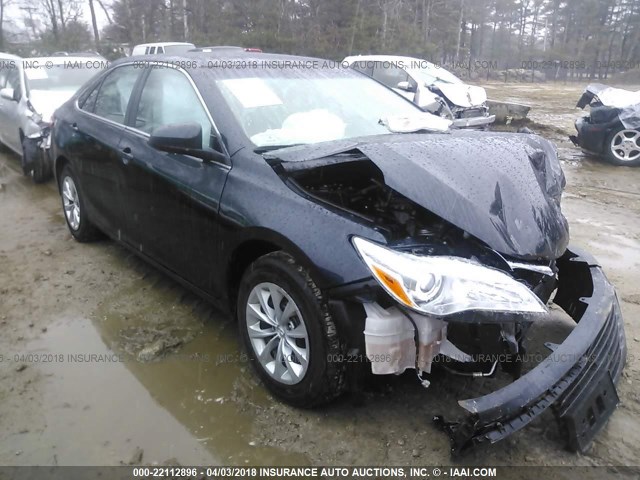 4T1BF1FKXHU728589 - 2017 TOYOTA CAMRY LE/XLE/SE/XSE BLACK photo 1