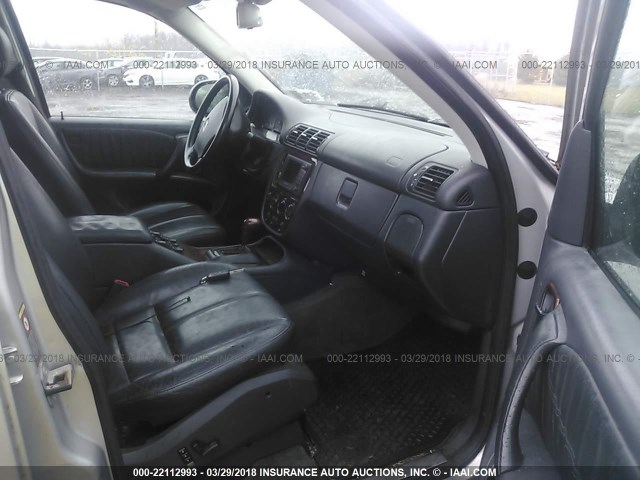 4JGAB72E5YA145617 - 2000 MERCEDES-BENZ ML 430 GRAY photo 5