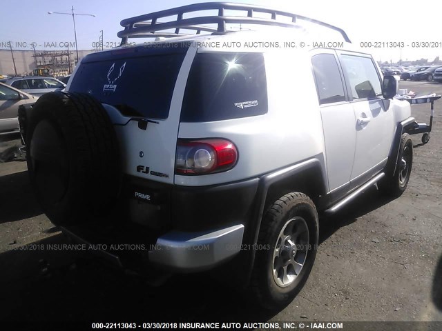 JTEBU4BF0CK147137 - 2012 TOYOTA FJ CRUISER WHITE photo 4