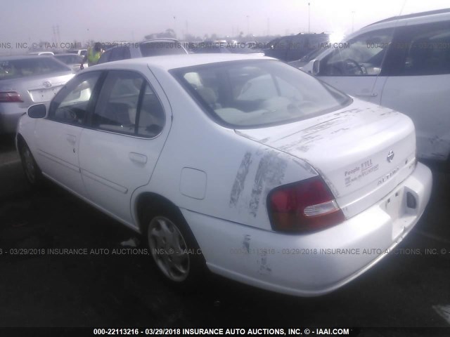 1N4DL01D9XC252001 - 1999 NISSAN ALTIMA XE/GXE/SE/GLE WHITE photo 3