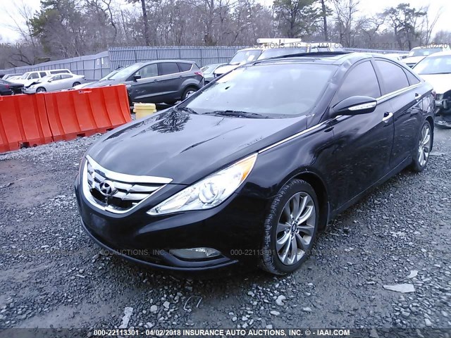 5NPEC4AB1CH393406 - 2012 HYUNDAI SONATA SE/LIMITED BLACK photo 2