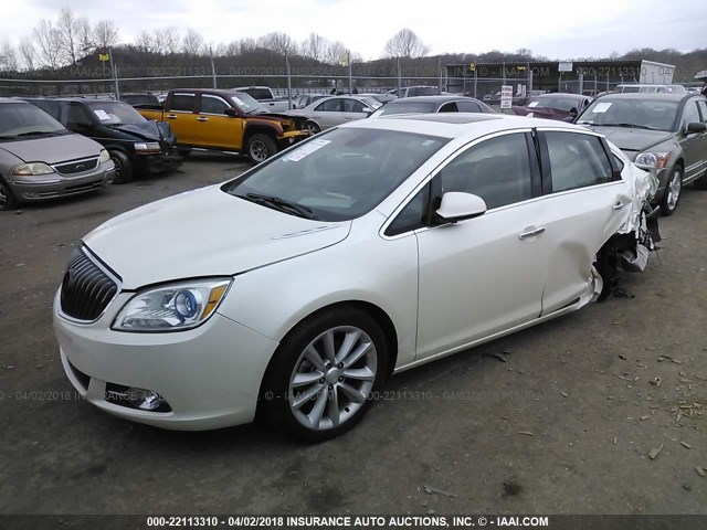 1G4PR5SK5D4150213 - 2013 BUICK VERANO CONVENIENCE WHITE photo 2