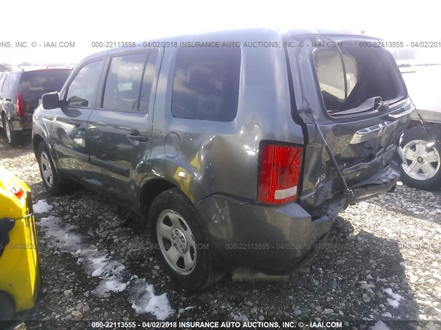 5FNYF4H22CB071690 - 2012 HONDA PILOT LX GRAY photo 3