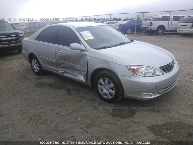 4T1BE32K74U824064 - 2004 TOYOTA CAMRY LE/XLE/SE SILVER photo 1