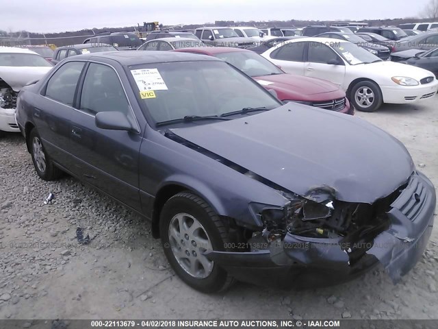 JT2BF28K2X0190590 - 1999 TOYOTA CAMRY LE/XLE Մոխրագույն լուսանկար 1