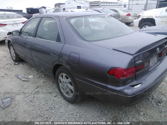 JT2BF28K2X0190590 - 1999 TOYOTA CAMRY LE/XLE Մոխրագույն լուսանկար 3