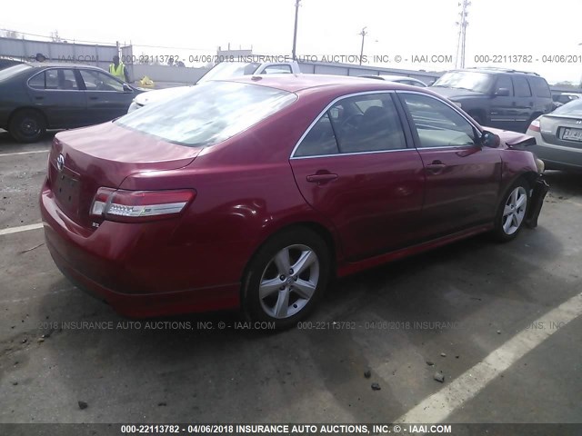 4T1BF3EK1AU113643 - 2010 TOYOTA CAMRY SE/LE/XLE 红色 照片 4