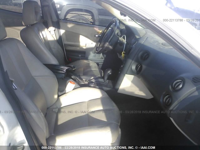 2G2WS522341336823 - 2004 PONTIAC GRAND PRIX GT2 თეთრი ფოტო 5