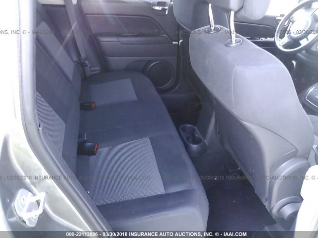 1C4NJDEB3CD537897 - 2012 JEEP COMPASS LATITUDE 银色 照片 8