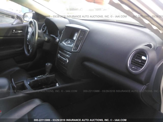 1N4AA5AP8EC453725 - 2014 NISSAN MAXIMA S/SV SILVER photo 5