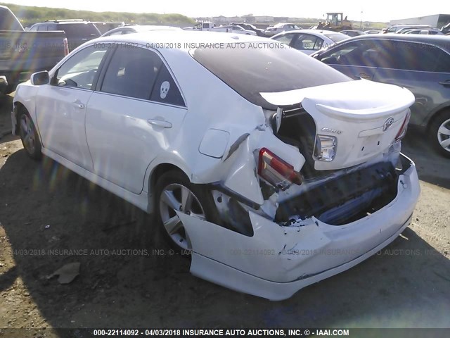4T1BF3EK4AU548852 - 2010 TOYOTA CAMRY SE/LE/XLE WHITE photo 3