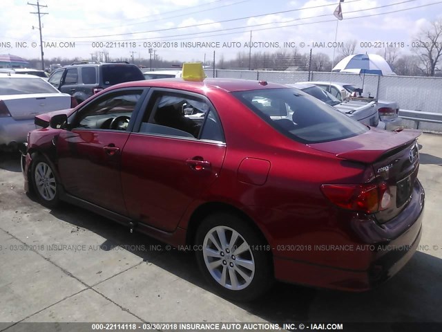 1NXBU4EE1AZ337050 - 2010 TOYOTA COROLLA S/LE/XLE RED photo 3