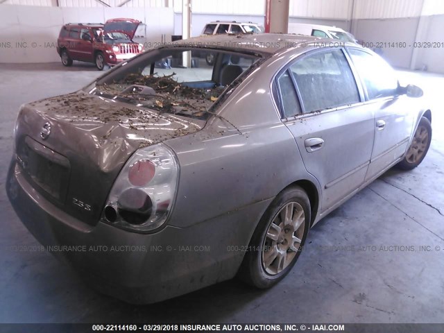 1N4AL11DX5C120175 - 2005 NISSAN ALTIMA S/SL Champagne photo 4