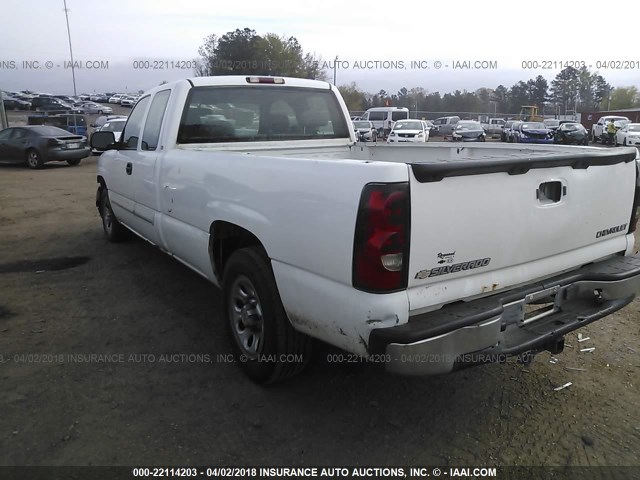 1GCEC19T35E111409 - 2005 CHEVROLET SILVERADO C1500 WHITE photo 3