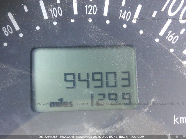 3VWBM31YX5M368772 - 2005 VOLKSWAGEN NEW BEETLE GL 白色 照片 7