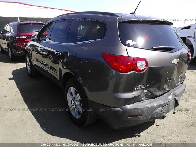 1GNER23D99S138456 - 2009 CHEVROLET TRAVERSE LT GRAY photo 3