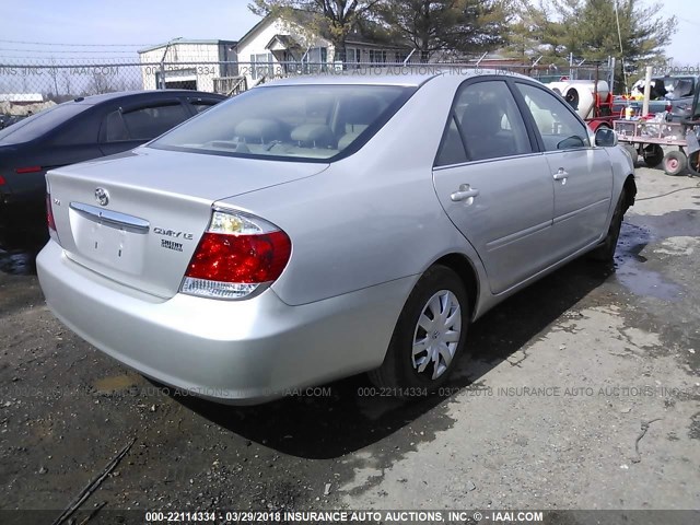 4T1BE30K66U747628 - 2006 TOYOTA CAMRY LE/XLE/SE SILVER photo 4