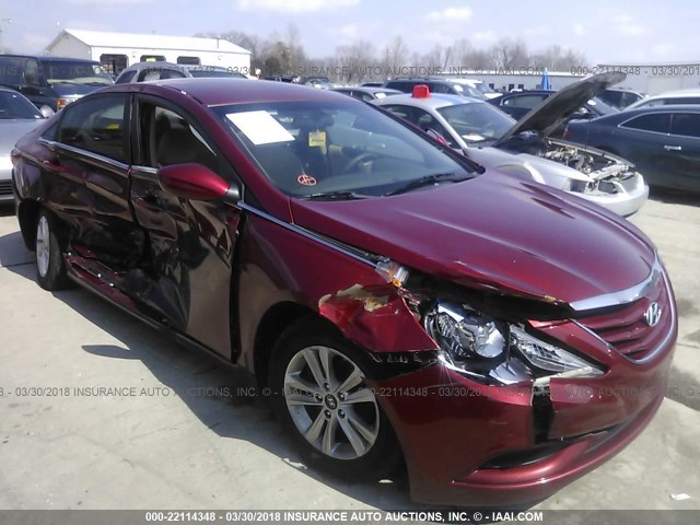 5NPEB4AC5DH722122 - 2013 HYUNDAI SONATA GLS RED photo 1