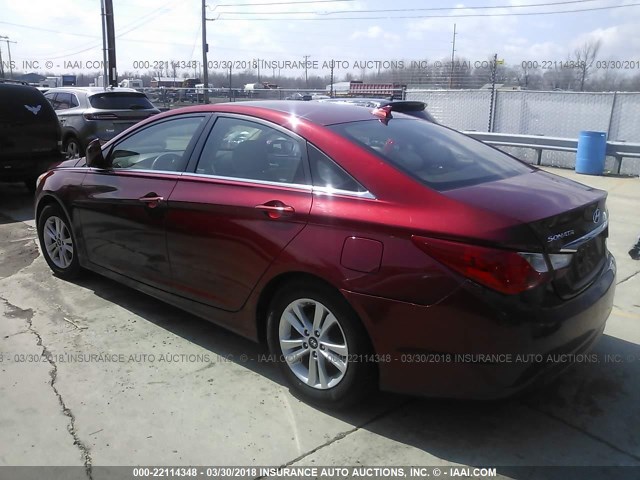 5NPEB4AC5DH722122 - 2013 HYUNDAI SONATA GLS RED photo 3