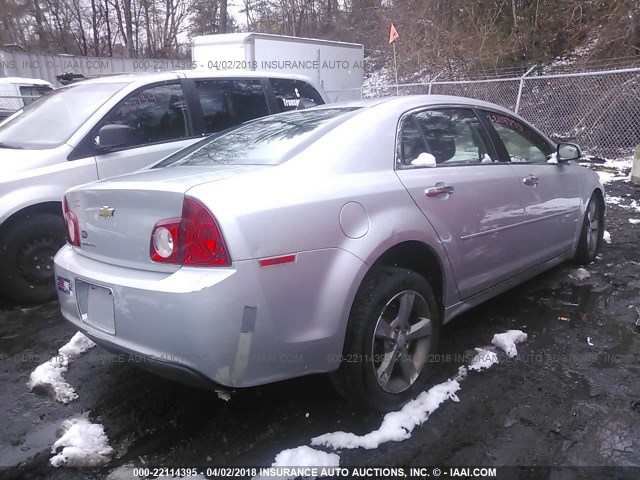 1G1ZC5EUXCF348924 - 2012 CHEVROLET MALIBU 1LT 银色 照片 4