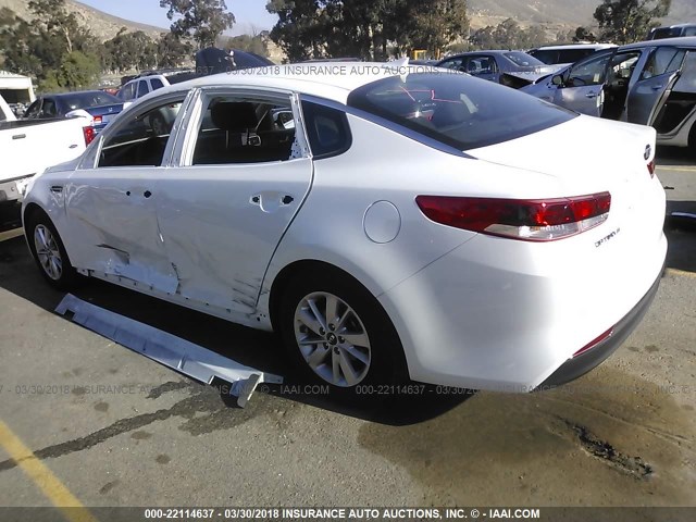 5XXGT4L39JG196037 - 2018 KIA OPTIMA LX/S WHITE photo 3