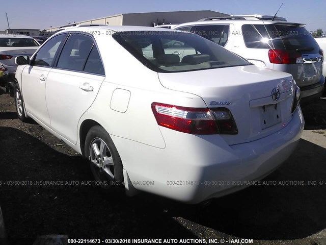 4T1BK46K87U554789 - 2007 TOYOTA CAMRY NEW GENERAT LE/XLE/SE WHITE photo 3