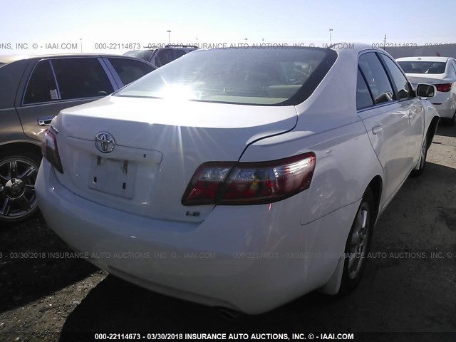 4T1BK46K87U554789 - 2007 TOYOTA CAMRY NEW GENERAT LE/XLE/SE WHITE photo 4