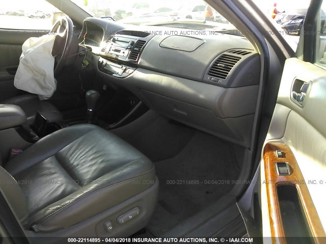 4T1BE32K74U326351 - 2004 TOYOTA CAMRY LE/XLE/SE 棕色 照片 5
