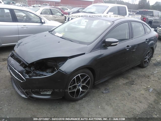 1FADP3F24FL218639 - 2015 FORD FOCUS SE Pewter photo 2