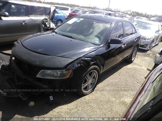 5NPEU46FX7H216674 - 2007 HYUNDAI SONATA SE/LIMITED BLACK photo 2