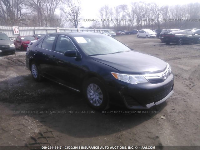 4T4BF1FK6ER340244 - 2014 TOYOTA CAMRY L/SE/LE/XLE შავი ფოტო 1