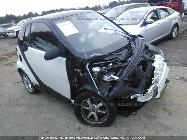 WMEEJ3BA5FK792560 - 2015 SMART FORTWO PURE/PASSION WHITE photo 1