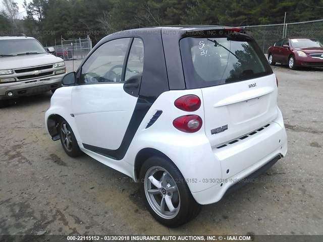 WMEEJ3BA5FK792560 - 2015 SMART FORTWO PURE/PASSION WHITE photo 3