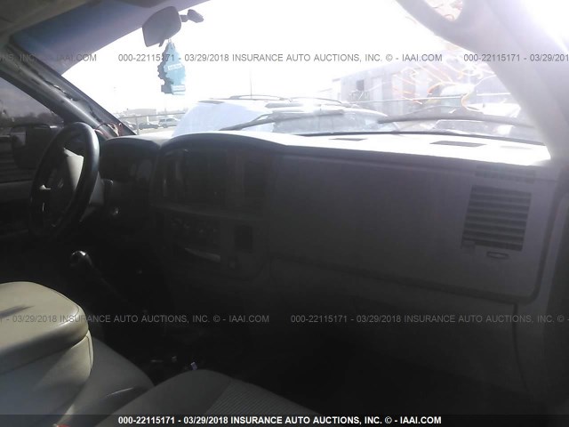 3D7KS28C96G188444 - 2006 DODGE RAM 2500 ST/SLT/LARAMIE თეთრი ფოტო 5