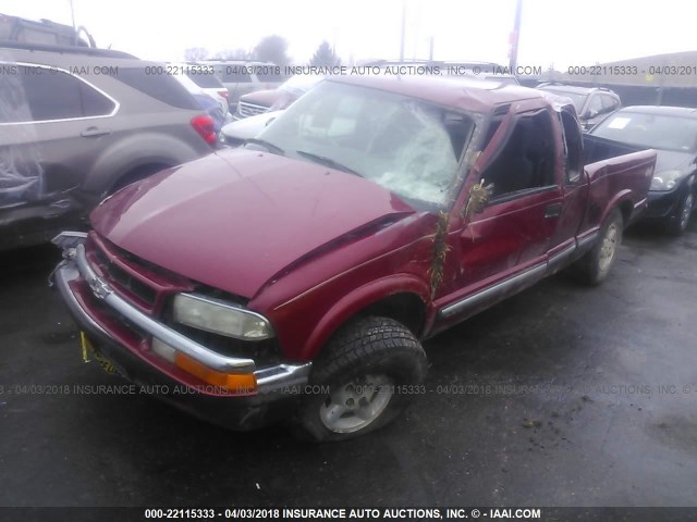 1GCDT19X338129290 - 2003 CHEVROLET S TRUCK S10 RED photo 2