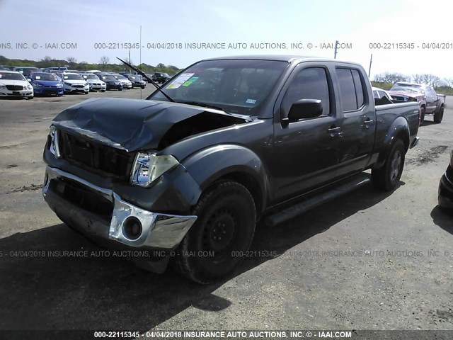 1N6AD09U77C457280 - 2007 NISSAN FRONTIER CREW CAB LE/SE/OFF ROAD GRAY photo 2