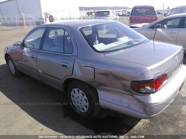 4T1BG12K7TU792004 - 1996 TOYOTA CAMRY DX/LE/XLE TAN photo 3