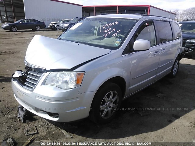 2A4RR5D12AR432698 - 2010 CHRYSLER TOWN & COUNTRY TOURING SILVER photo 2