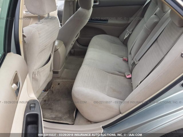 4T1BE32K55U990682 - 2005 TOYOTA CAMRY LE/XLE/SE 银色 照片 8