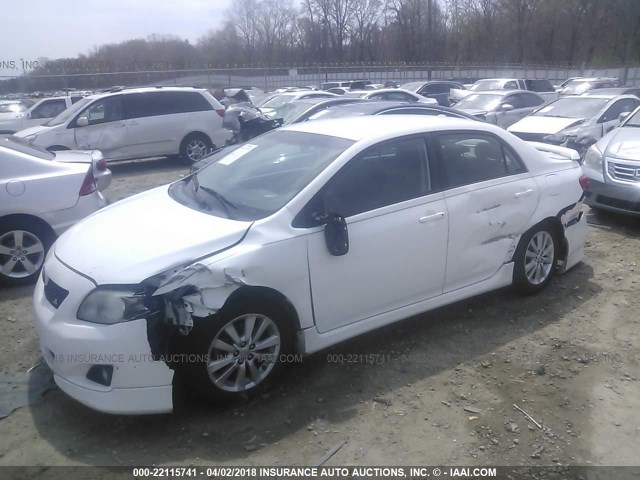 1NXBU4EE6AZ274480 - 2010 TOYOTA COROLLA S/LE/XLE WHITE photo 2