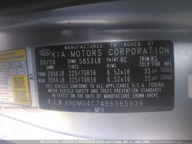 KNDMG4C74B6365939 - 2011 KIA SEDONA LX SILVER photo 9