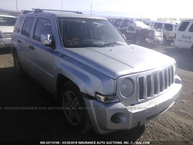 1J8FF28WX8D516814 - 2008 JEEP PATRIOT SPORT SILVER photo 6