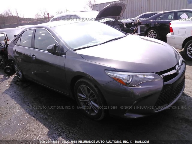 4T1BF1FKXGU233596 - 2016 TOYOTA CAMRY LE/XLE/SE/XSE GRAY photo 1