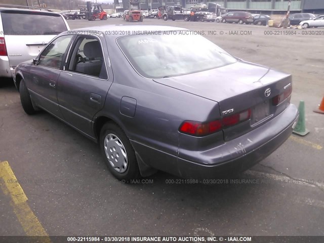 JT2BG22K5X0365503 - 1999 TOYOTA CAMRY LE/XLE GRAY photo 3