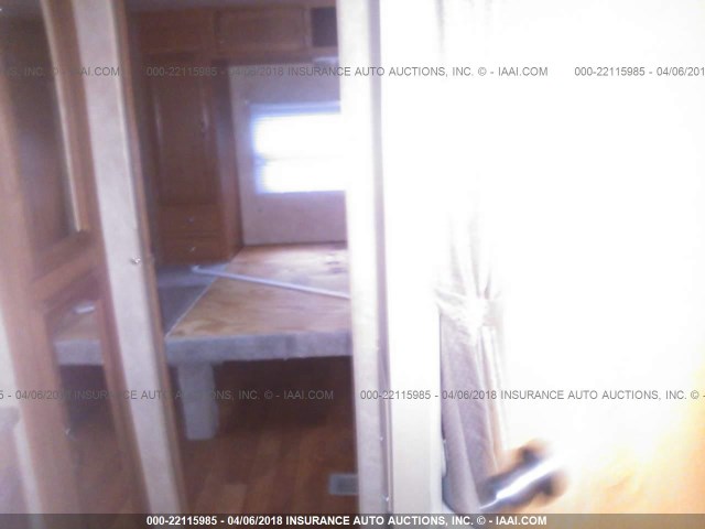 4X4TWDN229A243176 - 2009 FOREST RIVER CAMPER  白色 照片 8