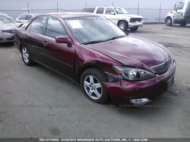 4T1BF30K03U057351 - 2003 TOYOTA CAMRY LE/XLE/SE წითელი ფოტო 1